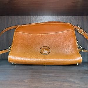 Lady’s Dooney & Bourke Leather Handbag